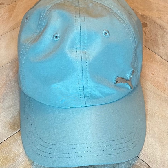 Puma Accessories - PUMA Light Green Hat. NWOT. 🧢